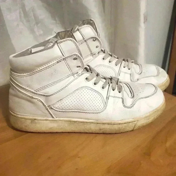 Men's shoes - Picture 1 of 8